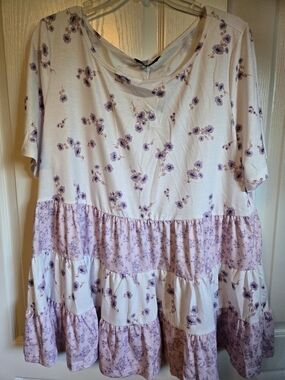 BloomChic White Floral Top with Purple Accents